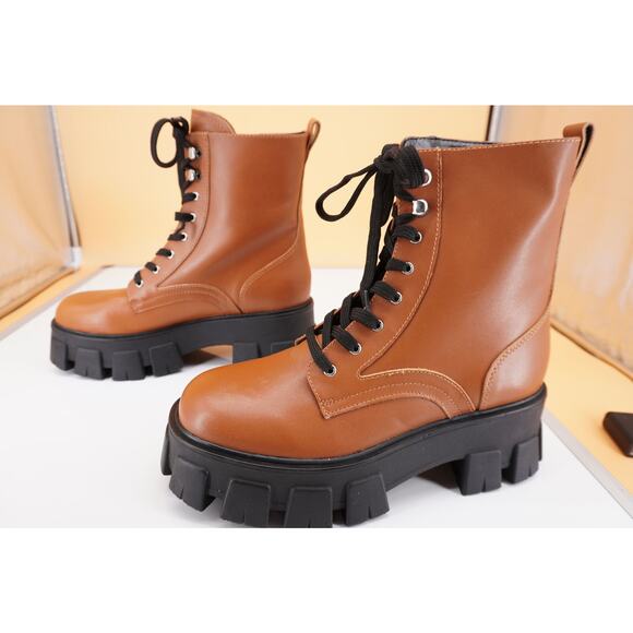 Marc FisherHappy Brown Leather Lace Up Combat Ankle Boot SZ 8 biker Lug platform - Picture 7 of 12